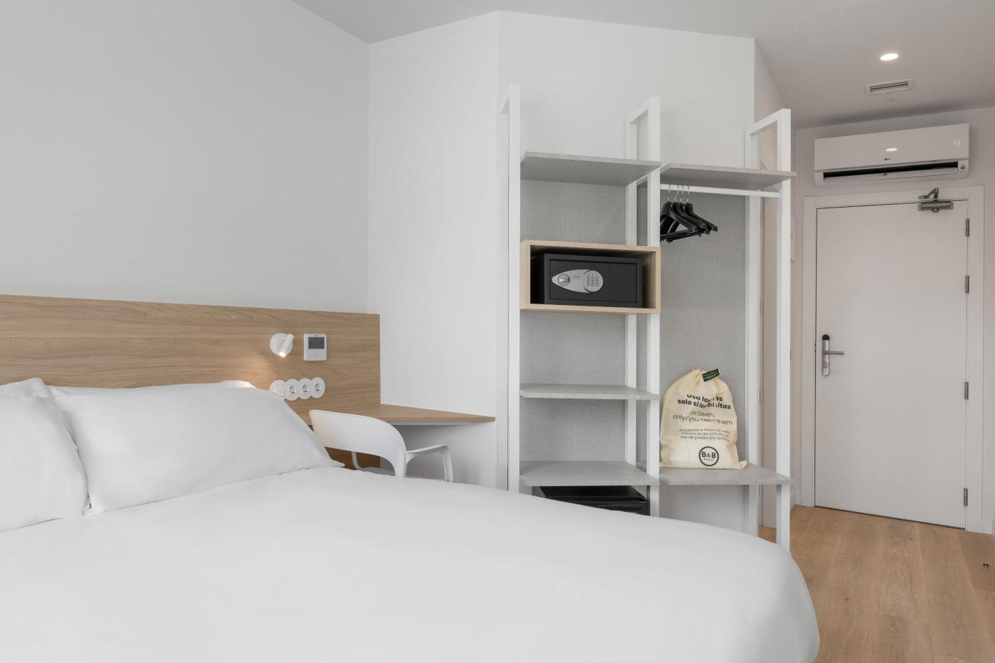 B&B Hotel Benidorm فينيسترات المظهر الخارجي الصورة